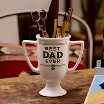 Mug shaped like a trophy that reads “Best dad ever”