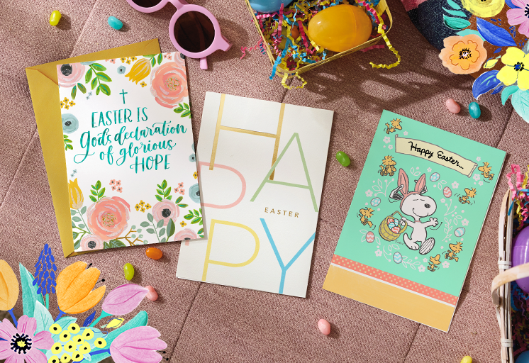 Easter cards with jellybeans and egg scattered around them