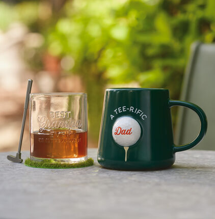 Best Grandpa Ever glass with golf club handle and Tee-rific Dad mug with sculpted golf ball