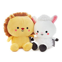 Better Together Lion and Lamb Magnetic Plush Pair
