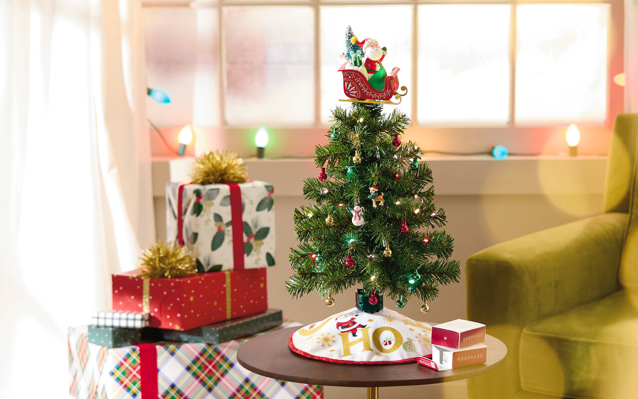Mini tree with christmas ornaments