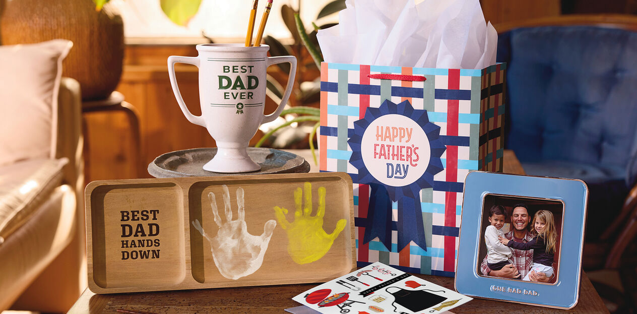 A tray, trophy mug, frame, card and gift wrap for Fathers Day