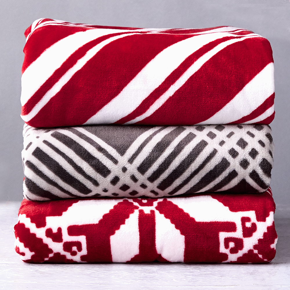 Plush Throw Blankets