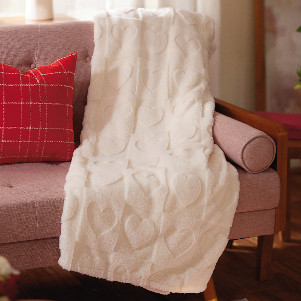 $22.99 Heart Pattern Blanket